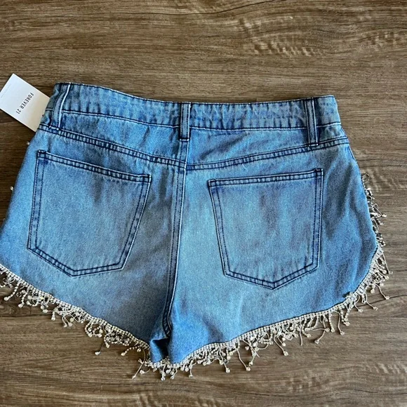 Forever 21 sparkle shorts - Picture 5 of 5